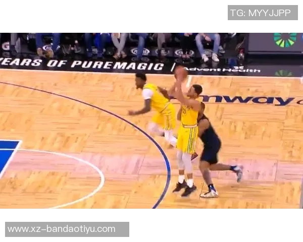 普尔表现稳定半场18分钟贡献14分助力球队进攻